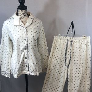 VEAMI Pajamas Loungewear Sleepwear Color is Vanilla Polka Dot Size Medium